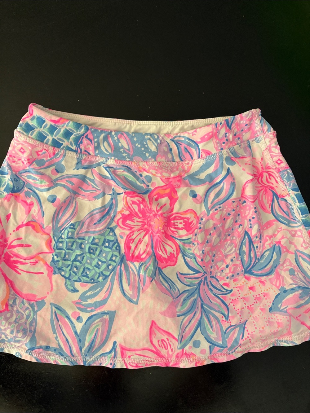 Girl’s size L Lilly Pulitzer Pink & Blue Tropical Floral Mini Luxletic skort